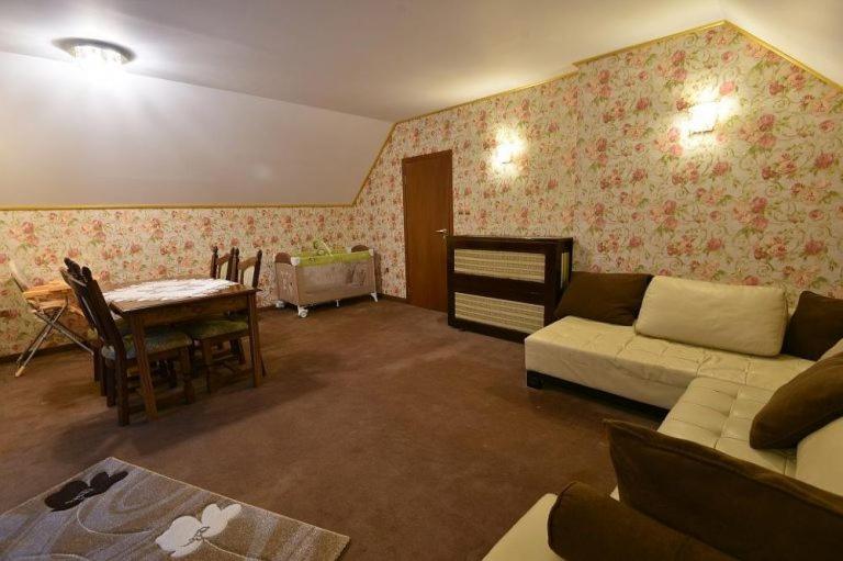 Vesta Hotel Μοντάνα Εξωτερικό φωτογραφία