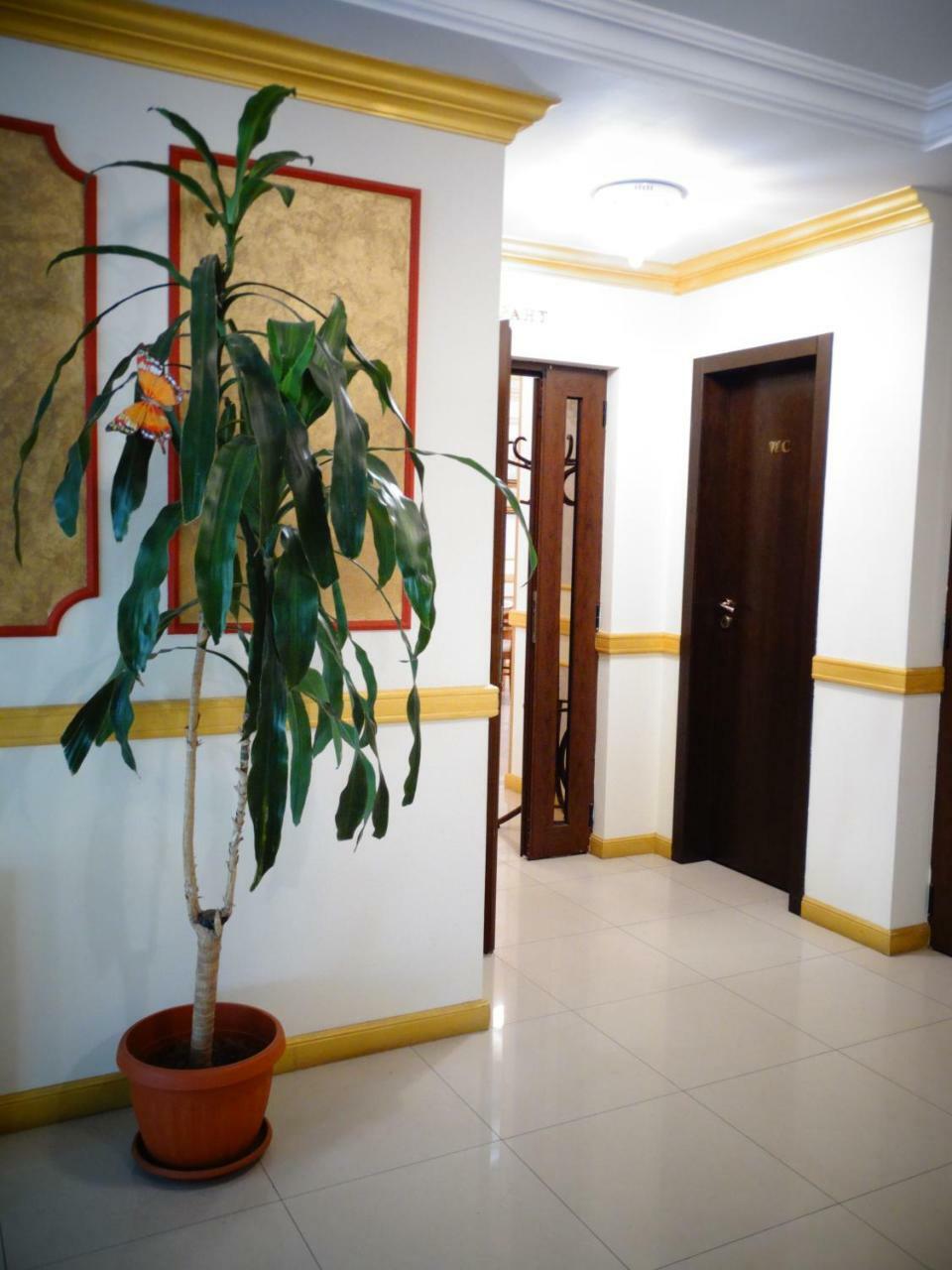 Vesta Hotel Μοντάνα Εξωτερικό φωτογραφία